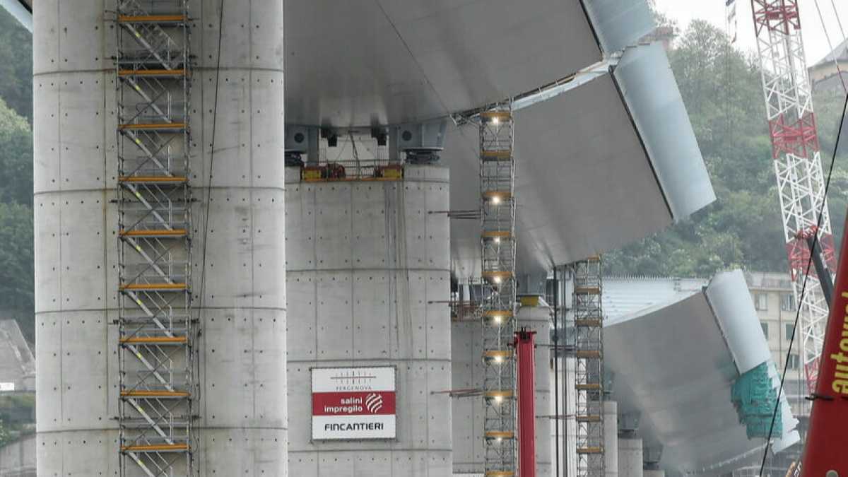 Immagine di La vera manovra è la s-burocrazia