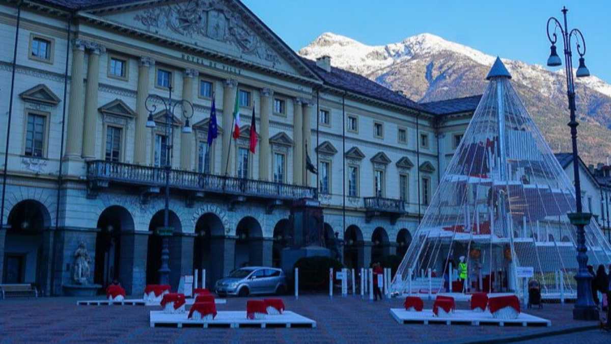 Immagine di Da Aosta ai Cinque stelle