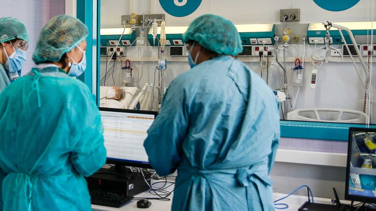 Immagine di Buone notizie sul fronte del Covid. Parla il prof. Bassetti
