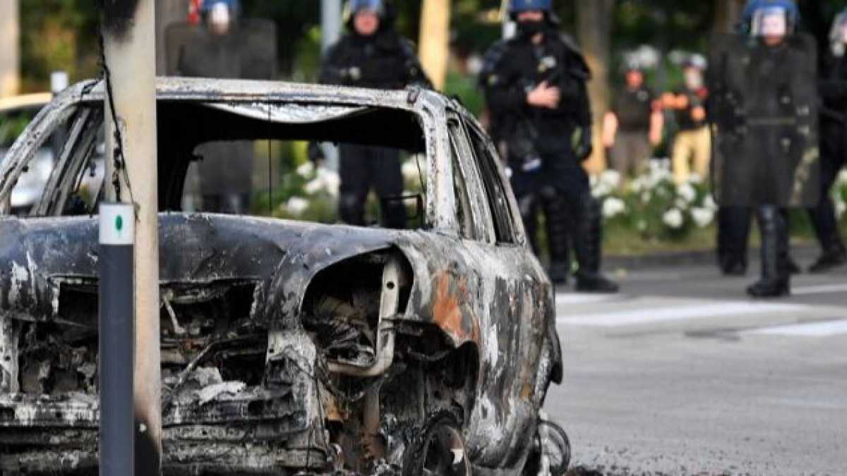 Immagine di Scontri etnici a Digione