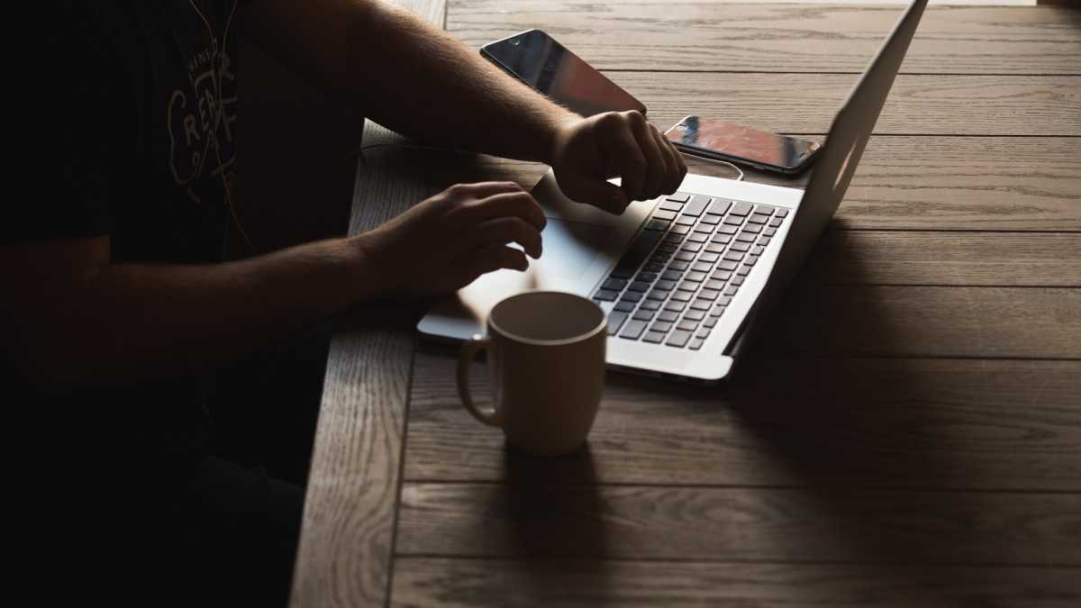 Immagine di L'entusiasmo equivoco sullo smart working