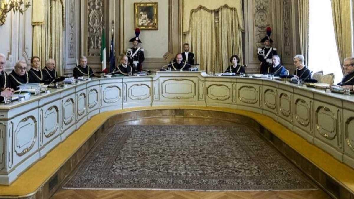 Immagine di Il pareggio di bilancio e l’incostituzionalità dei trucchi per salvare i comuni in crisi