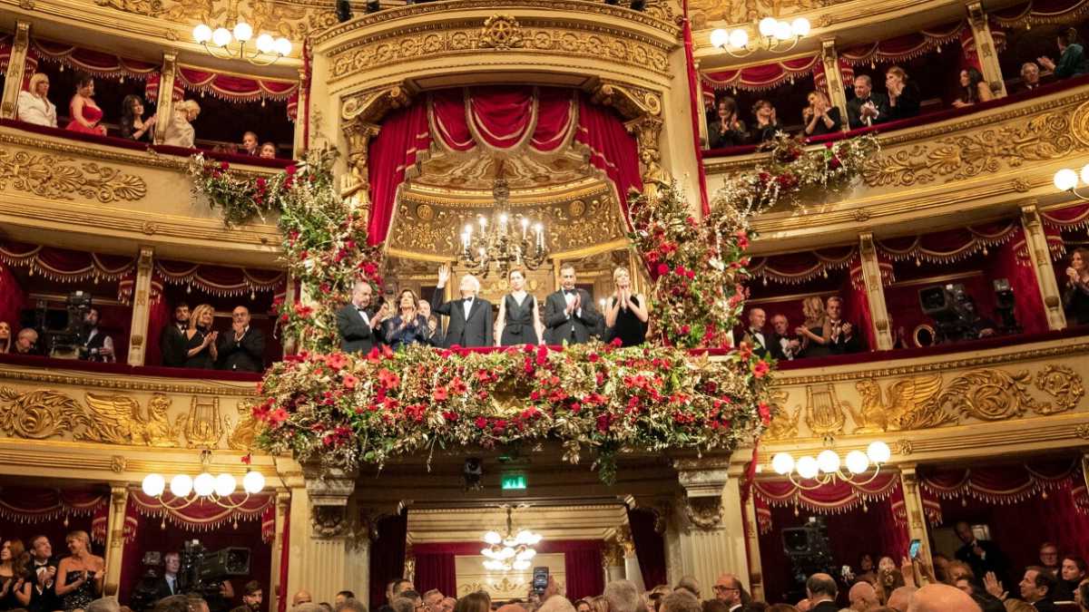 Immagine di “A prescindere”. Riaprire è un bagno di sangue, ma i grandi lo fanno