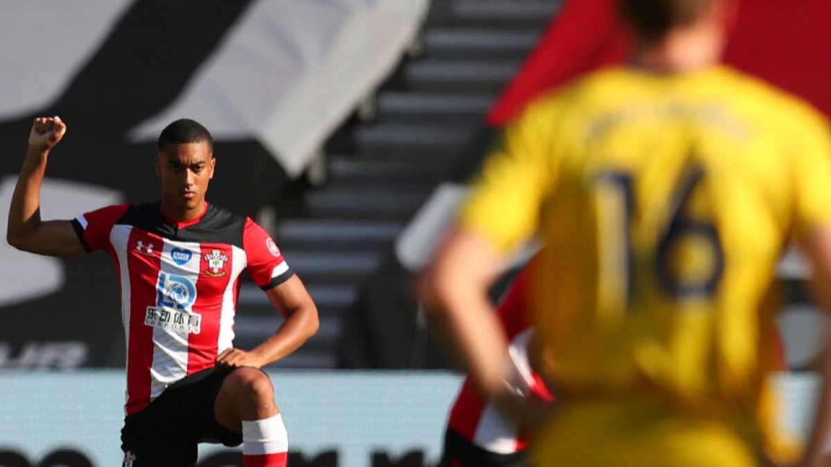 Immagine di Troppa politica fa male allo sport, attenti