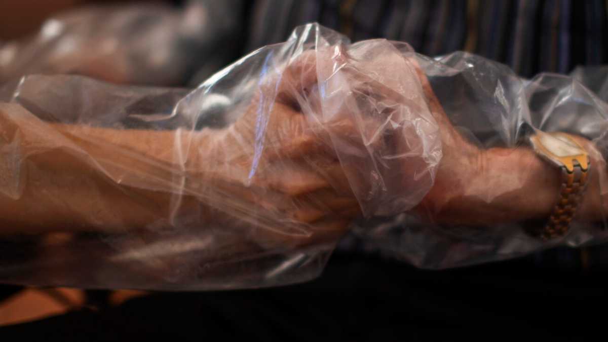 Immagine di Ci si stanca anche di avere paura, e di sacrificare tutta questa vita alla paura della vita
