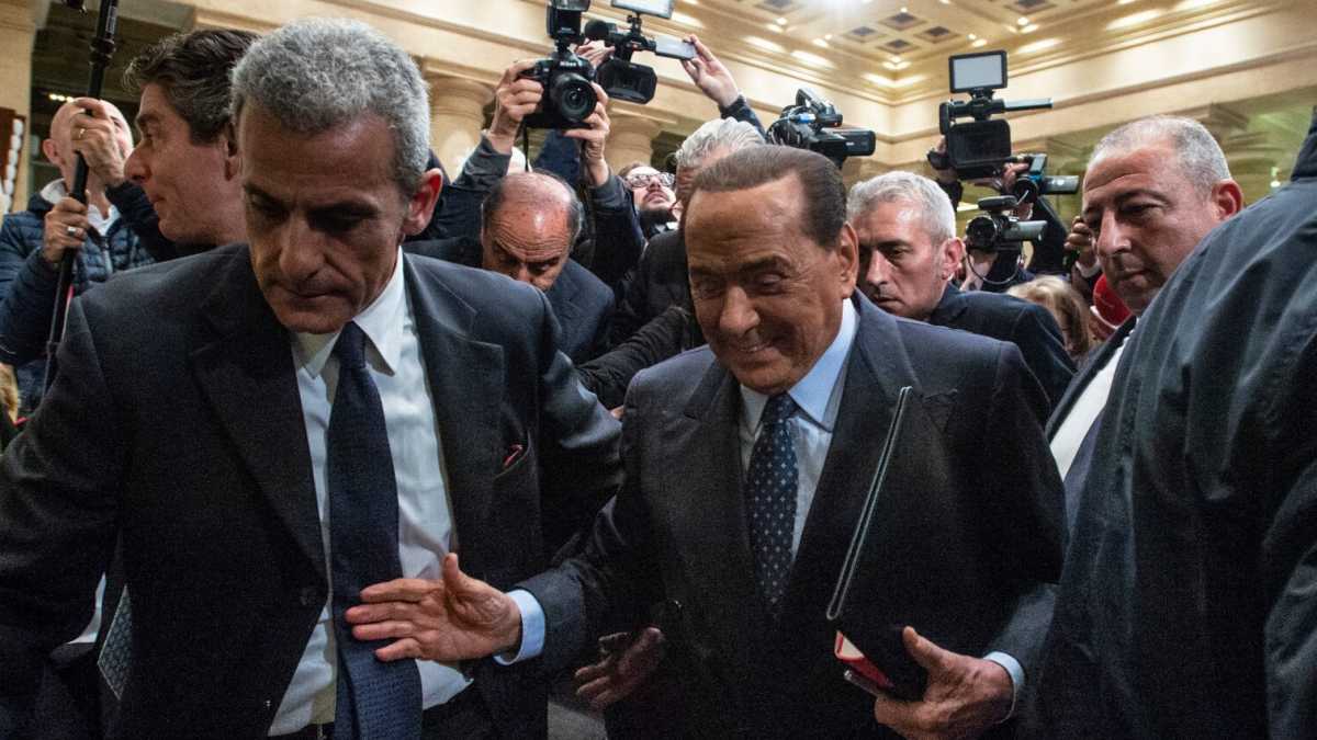 Immagine di Non solo Prodi. Ecco perché tutto il Parlamento fa la corte al Cav.