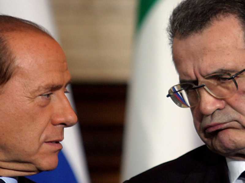 Prodi e Berlusconi (foto LaPresse)