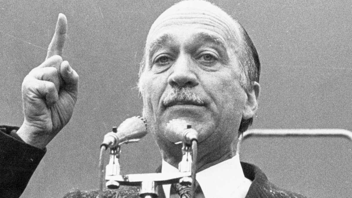 Immagine di Che c'entra il tardo Almirante con la Meloni?