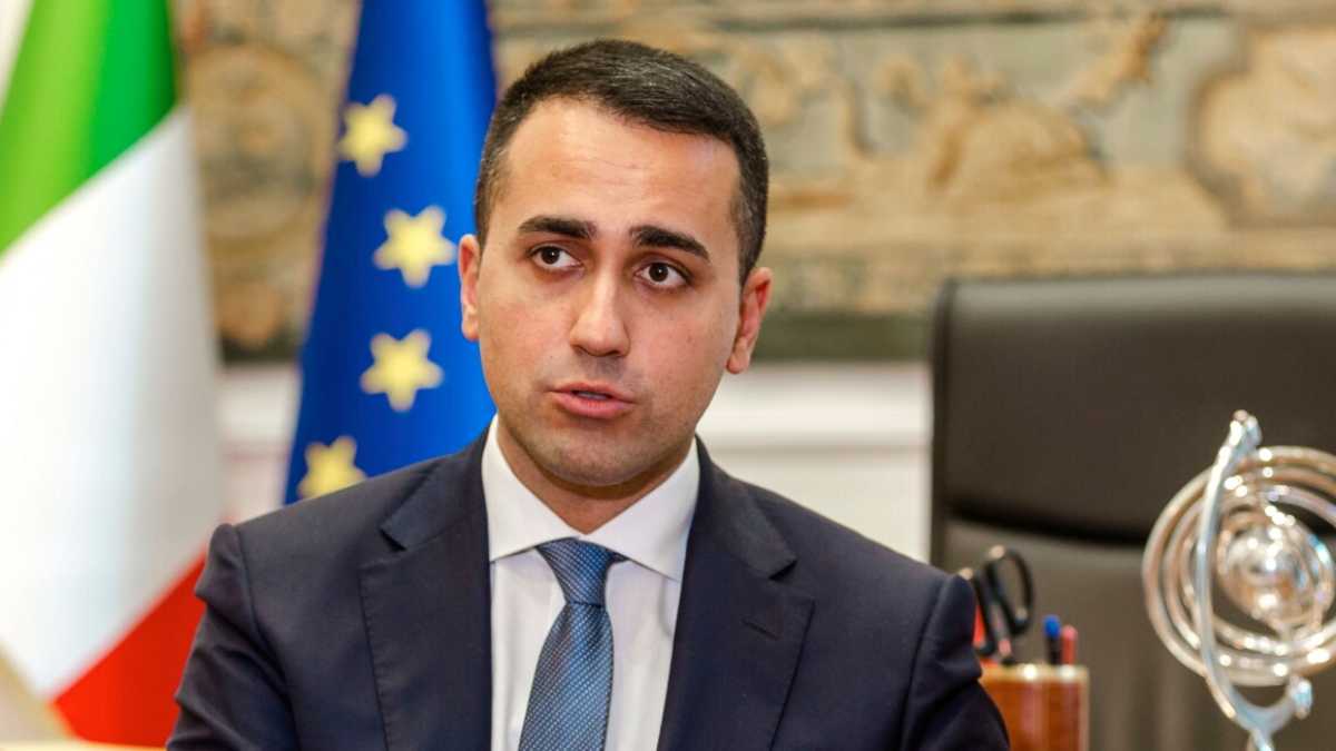 Immagine di Intervista con Di Maio, ora anticinese ed europeista