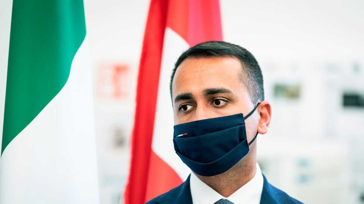 Immagine di Draghi, Di Maio e Robespierre