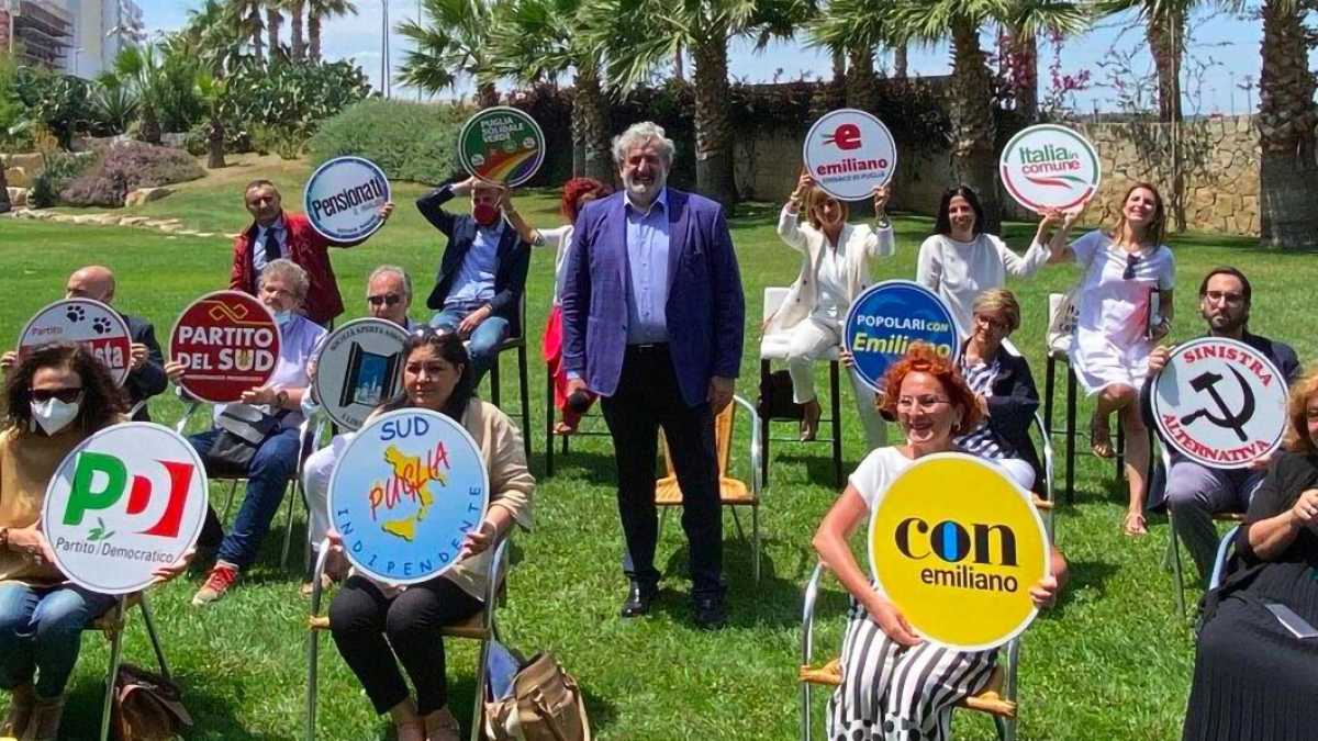 Immagine di Emiliano raccatta tutto