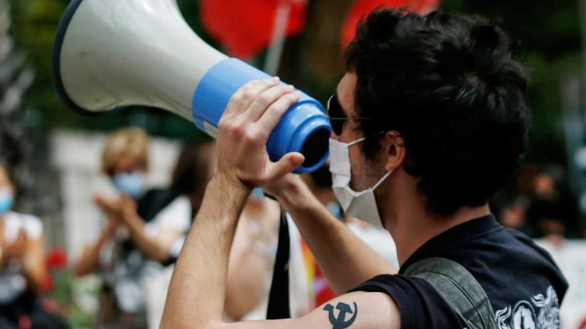 Immagine di Contro i ricatti dei sindacati sulla scuola