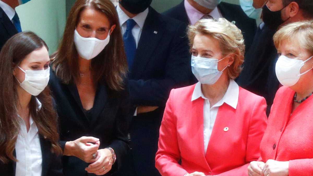 Immagine di La Merkel e il rosa