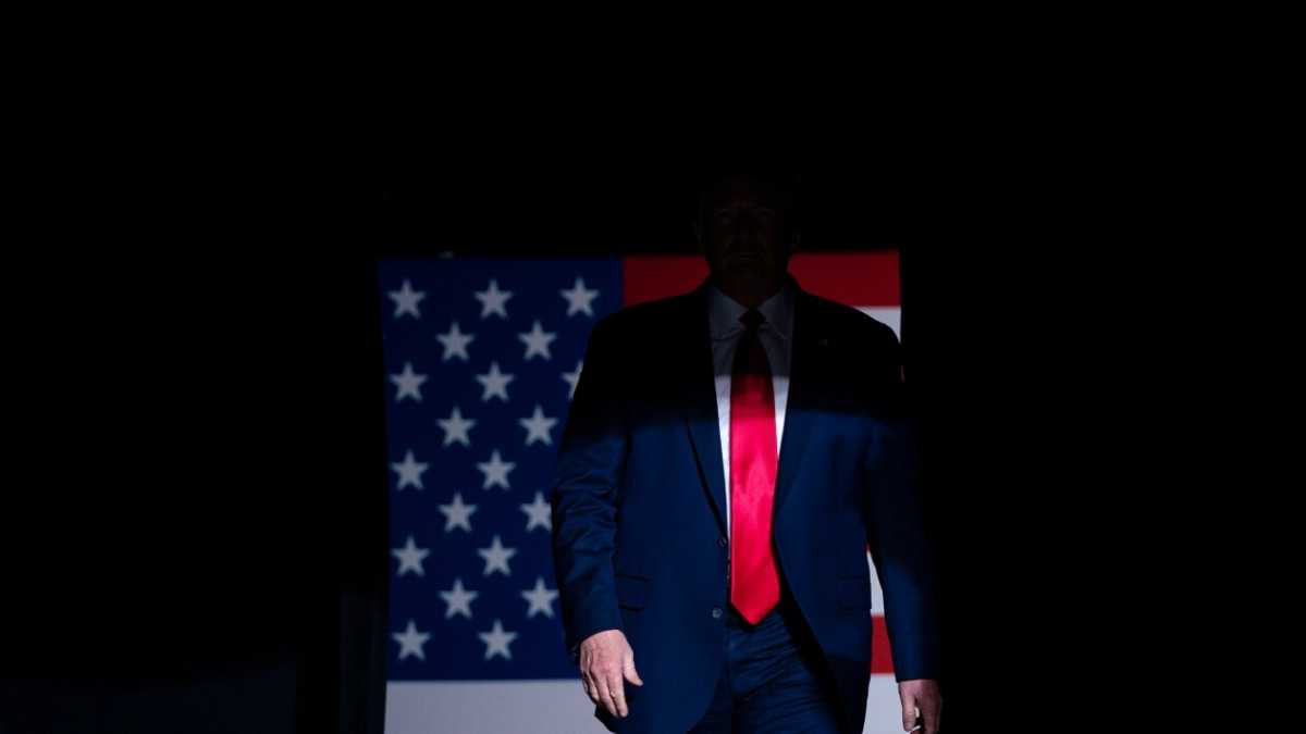 Immagine di La generazione di intellettuali che sostiene la deriva illiberale. Un saggio di Applebaum