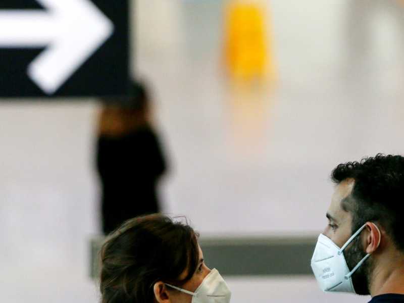 Fase 3, partenze estive all’aeroporto di Fiumicino: viaggiatori in aumento (fotoLaPresse)