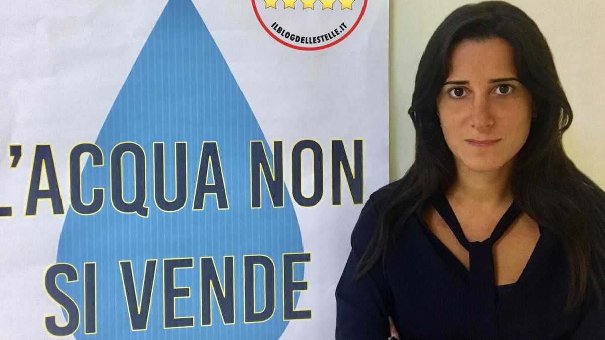 Immagine di "Emiliano vende poltrone in cambio di silenzi. Mai insieme". Parla Laricchia (M5s)