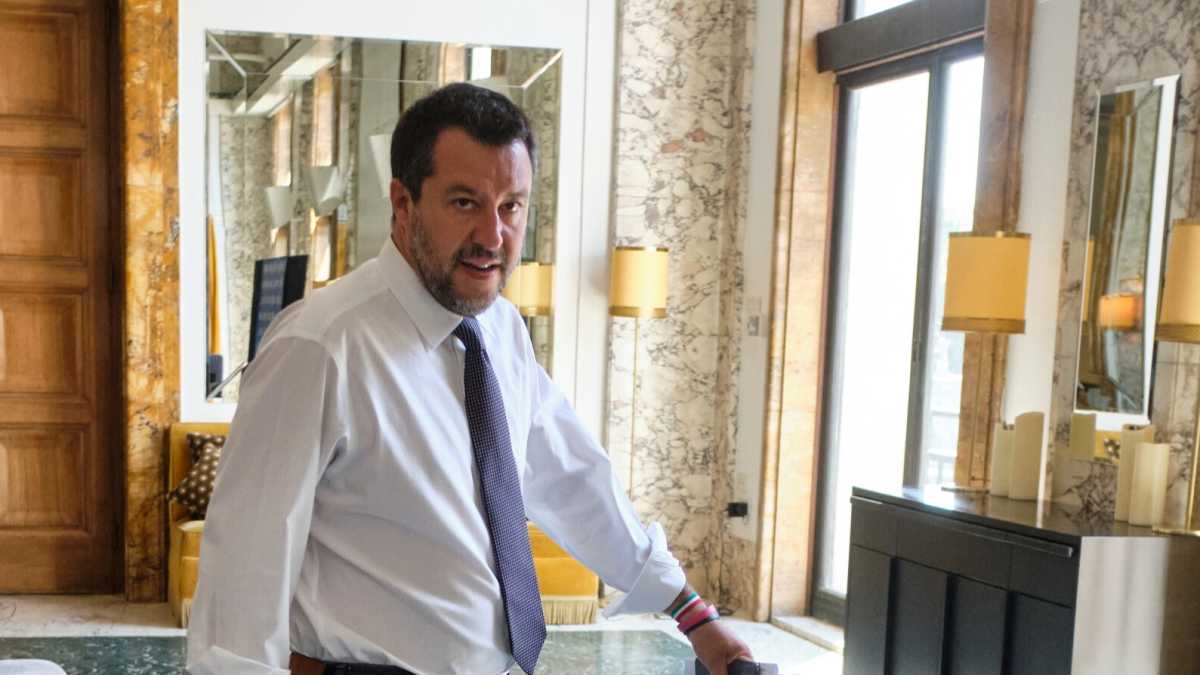 Immagine di Sicurezza che non lo era. I decreti Salvini hanno prodotto solo ansia. Lo dice il capo del sindacato della Polizia