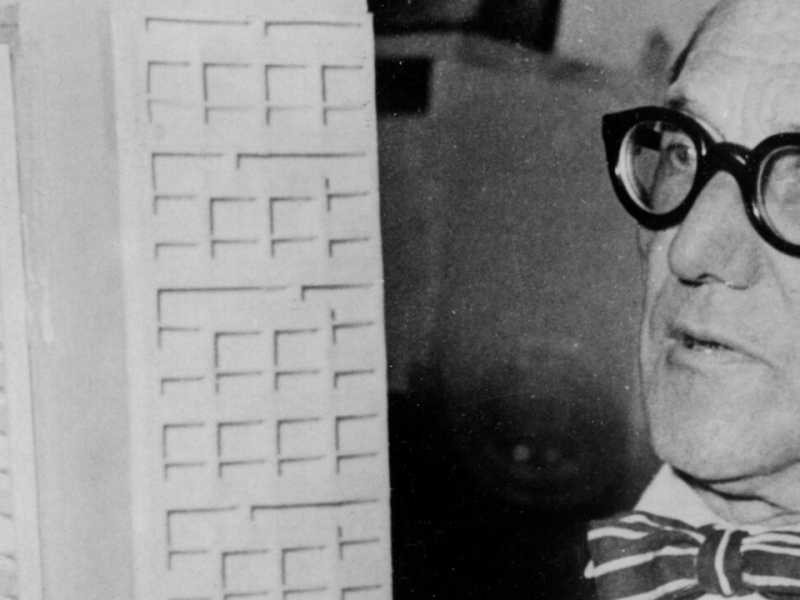 Le Corbusier, pseudonimo di Charles-&Eacute;douard Jeanneret-Gris (foto LaPresse)