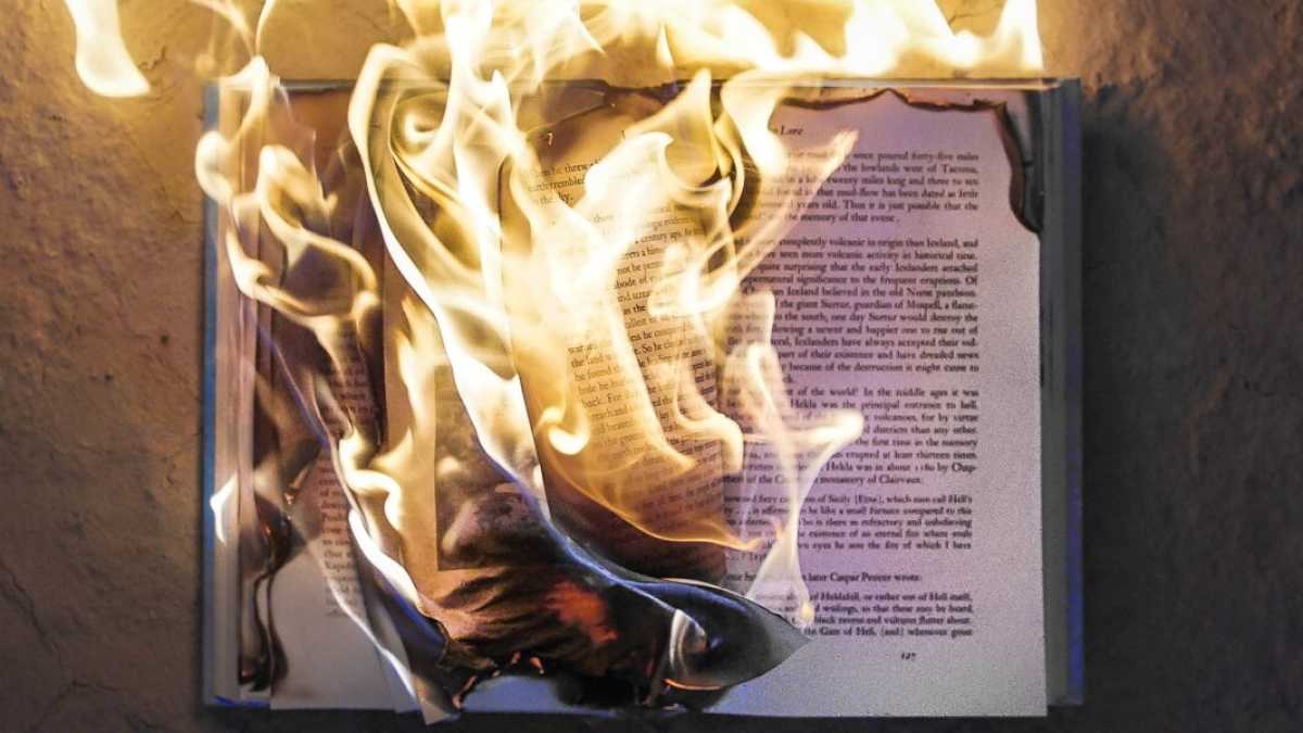 Immagine di La morte di Mike Adams, costretto a dimettersi dall’università