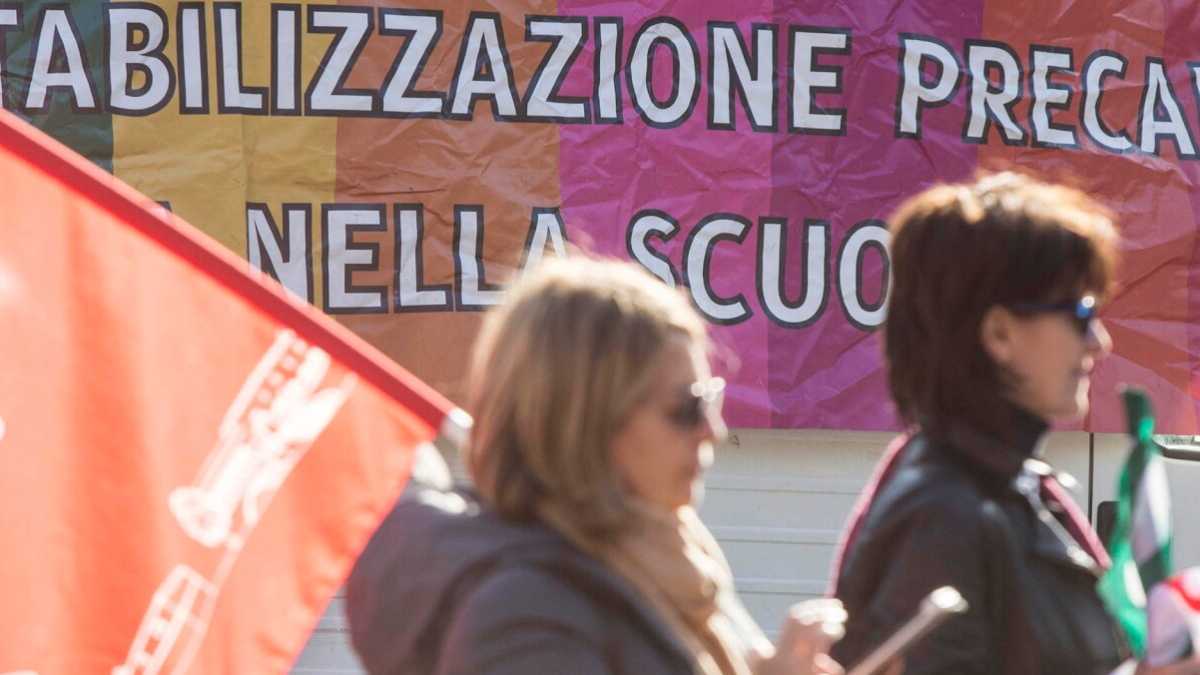 Immagine di Per i sindacati la scuola è un luogo simbolico