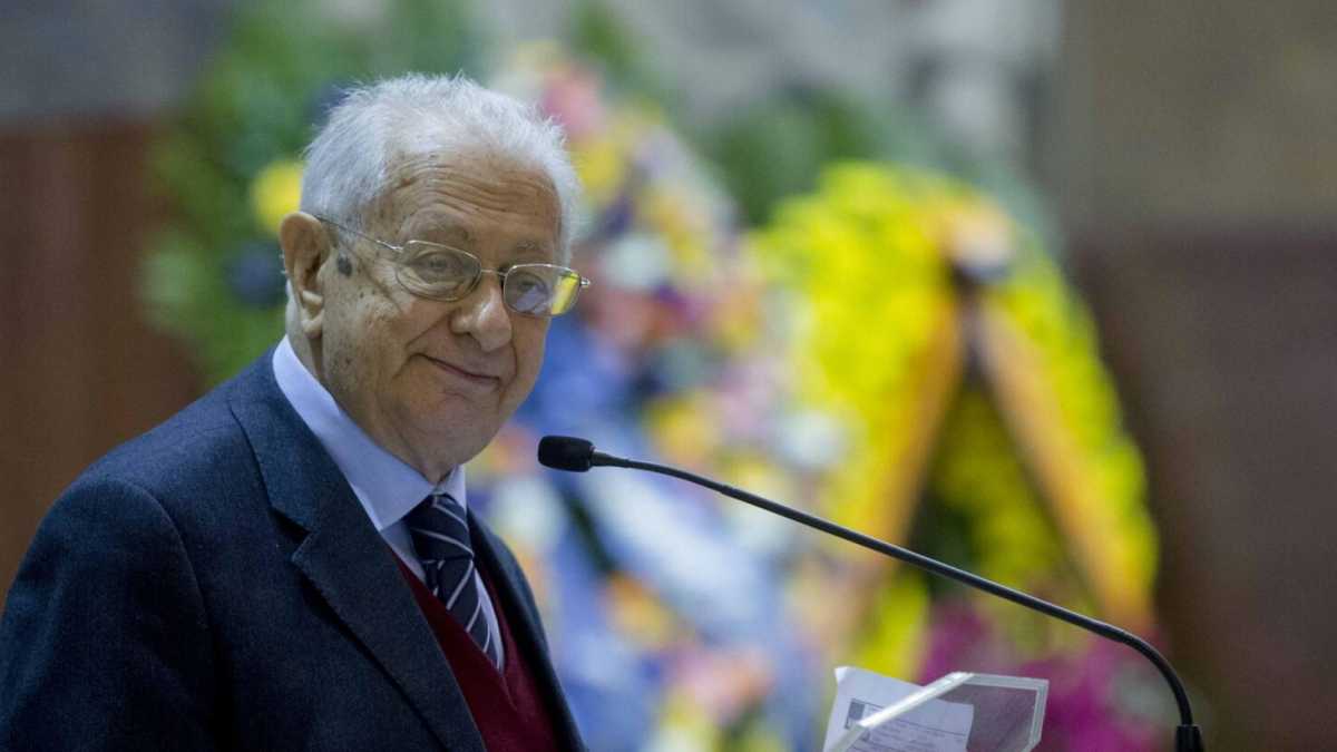 Immagine di Luigi Berlinguer spiega perché il problema della scuola non è Azzolina