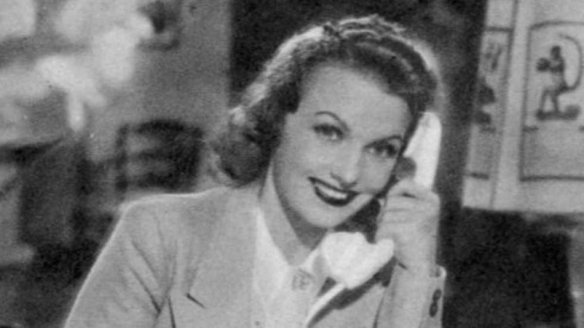 Immagine di Il telefono fisso è morto, ma quanto è difficile infilare nel romanzo lo smartphone