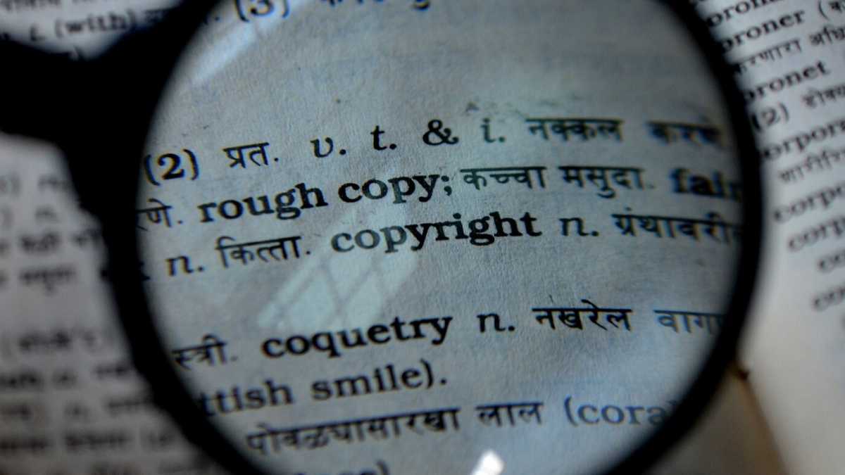 Immagine di I grillini ingoiano il rospo del copyright