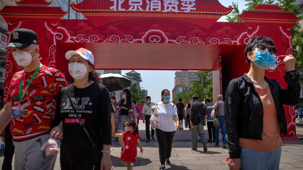 Immagine di Quando è iniziata veramente la pandemia? Parla il prof. Zehender