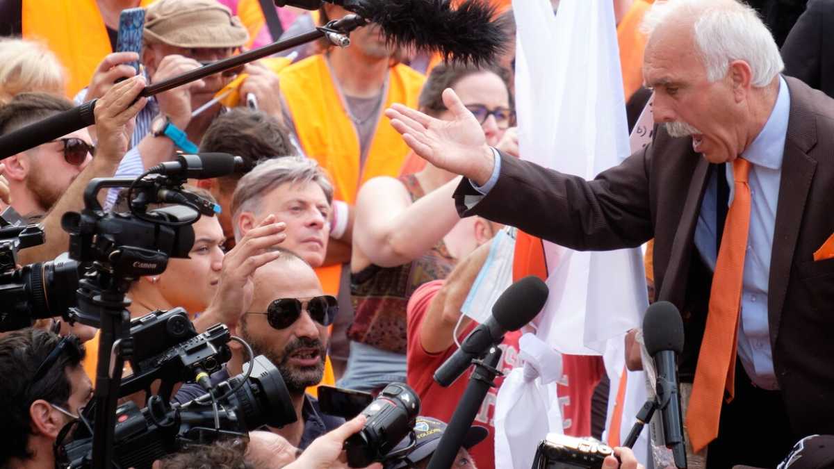 Immagine di L’insulto dell’estate