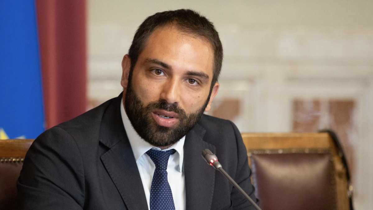 Immagine di "Coniugare accoglienza e legalità: così si sgonfia la propaganda di Salvini". Parla Brescia (M5s)