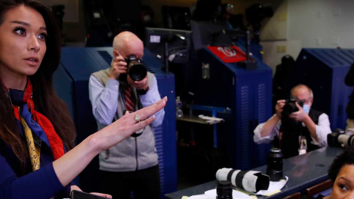 Immagine di Cosa ci trova Trump in una tv piccolissima e arrabbiatissima (occhio ai russi)