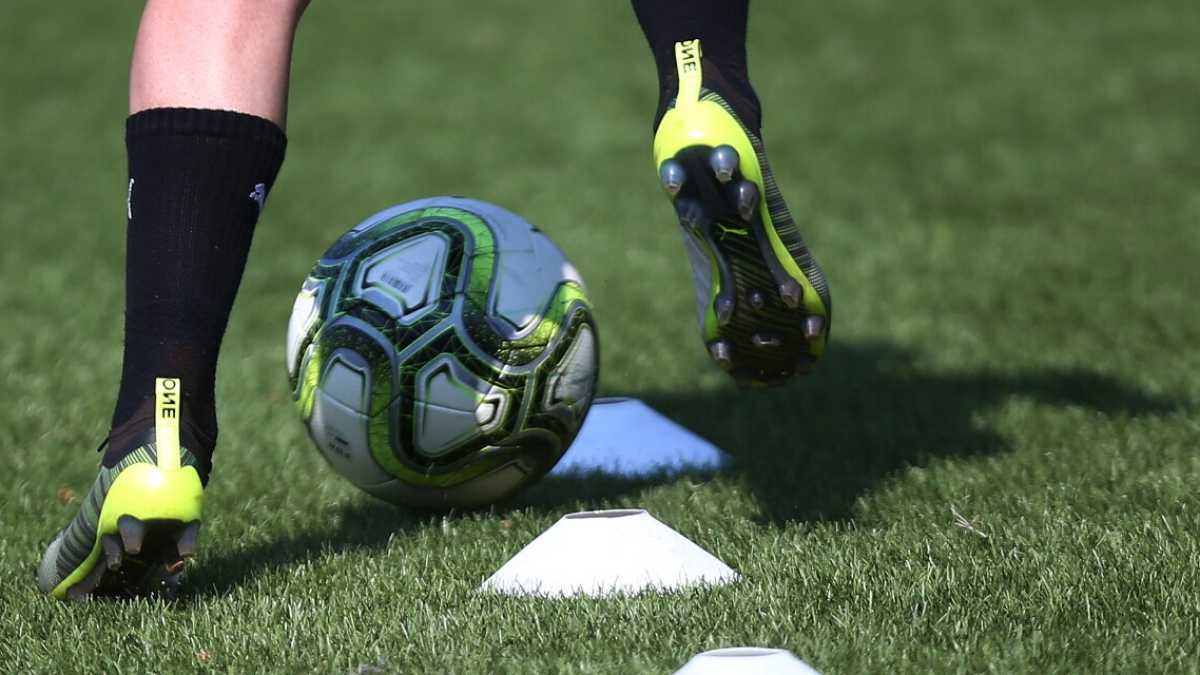 Immagine di Un calcio all’algoritmo