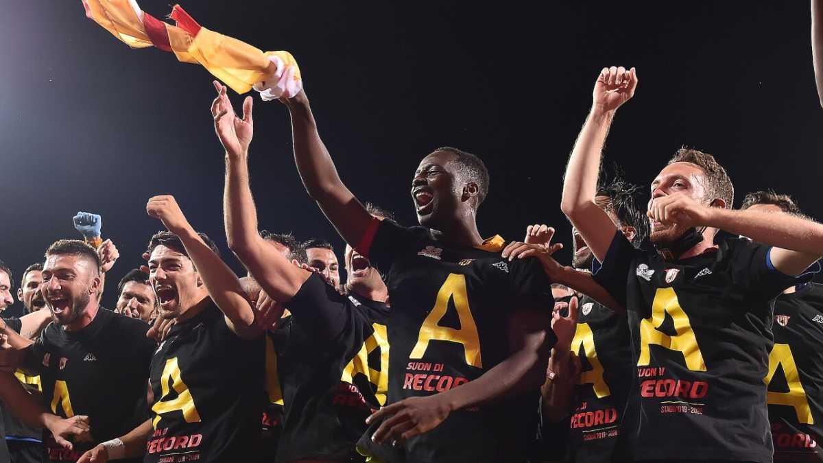 Immagine di La promozione del Benevento è una somma di rivincite