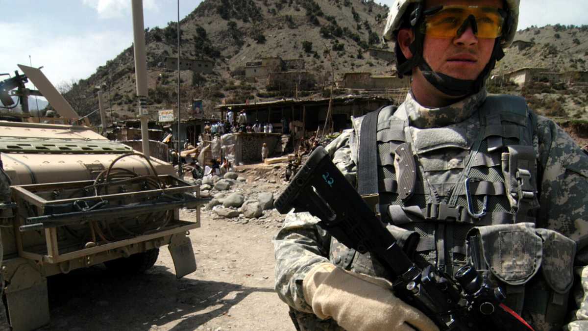 Immagine di I russi contro gli stranieri, quindi noi