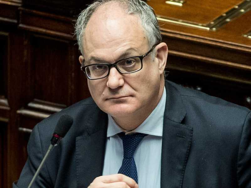 Roberto Gualtieri (foto Roberto Monaldo / LaPresse)