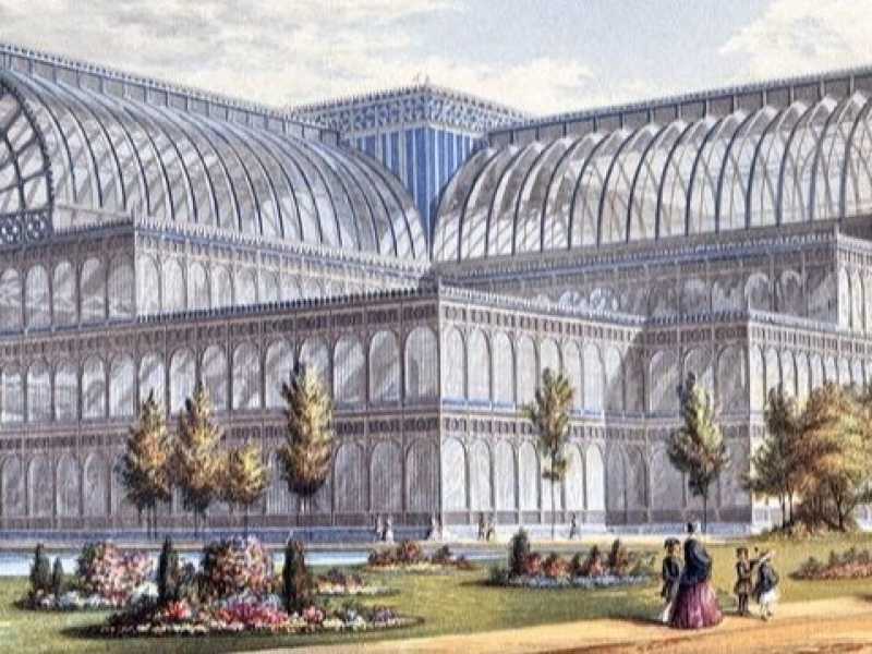Il Crystal Palace progettato da Joseph Paxton e costruito a Hyde Park nel 1851, in una illustrazione dell&rsquo;epoca