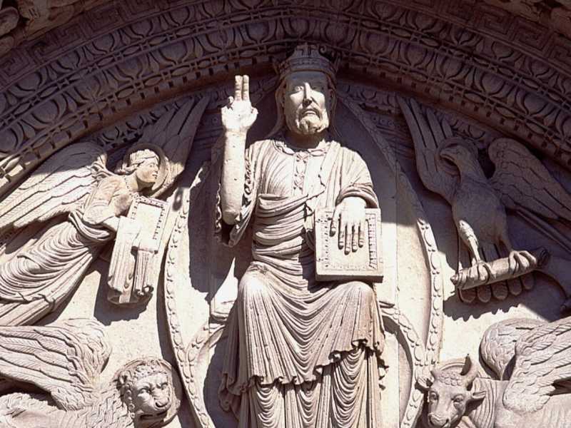 Particolare della chiesa di San Trofimo, ad Arles (foto LaPresse)