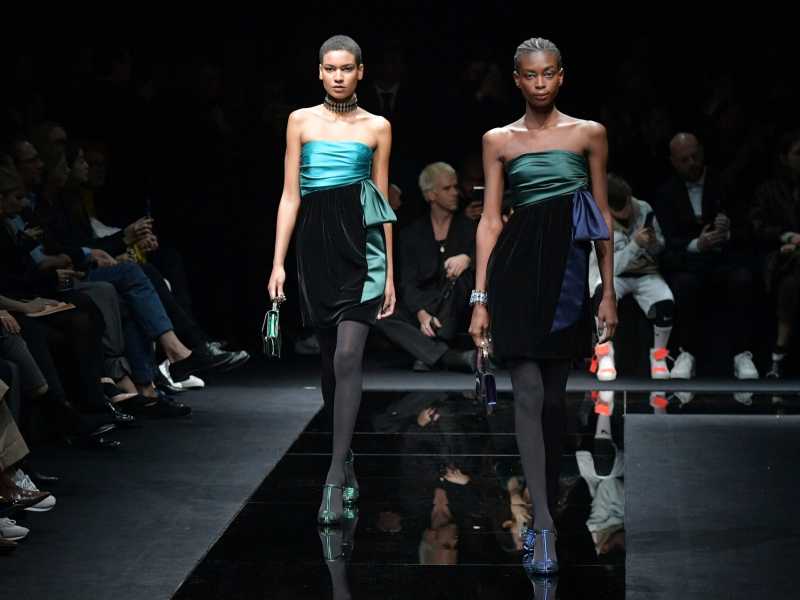 L&rsquo;ultima sfilata: 21 febbraio 2020, la collezione autunno-inverno di Emporio Armani in passerella (foto LaPresse)