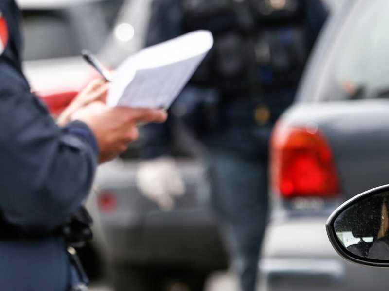 Il paese fondato sull'autocertificazione