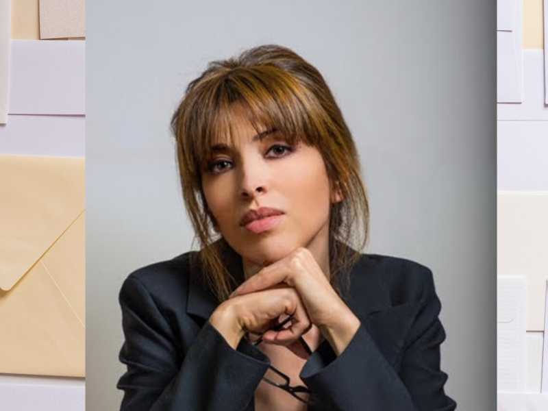 Ester Viola avvocato e scrittrice, campana di nascita e milanese d’adozione, ci sistema, ci dice e ci libera. Ha la verità in mano? No, quella non esiste (foto per gentile concessione Ester Viola)