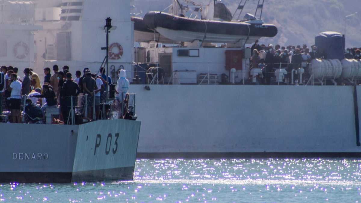 Immagine di Migranti? Dritti al sodo, senza toni di bandiera