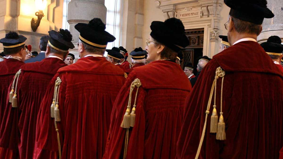 Immagine di Come processare con i numeri i giornalisti passacarte delle procure