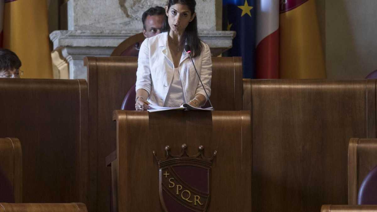 Immagine di Raggi e l’ultimo stadio del grillismo