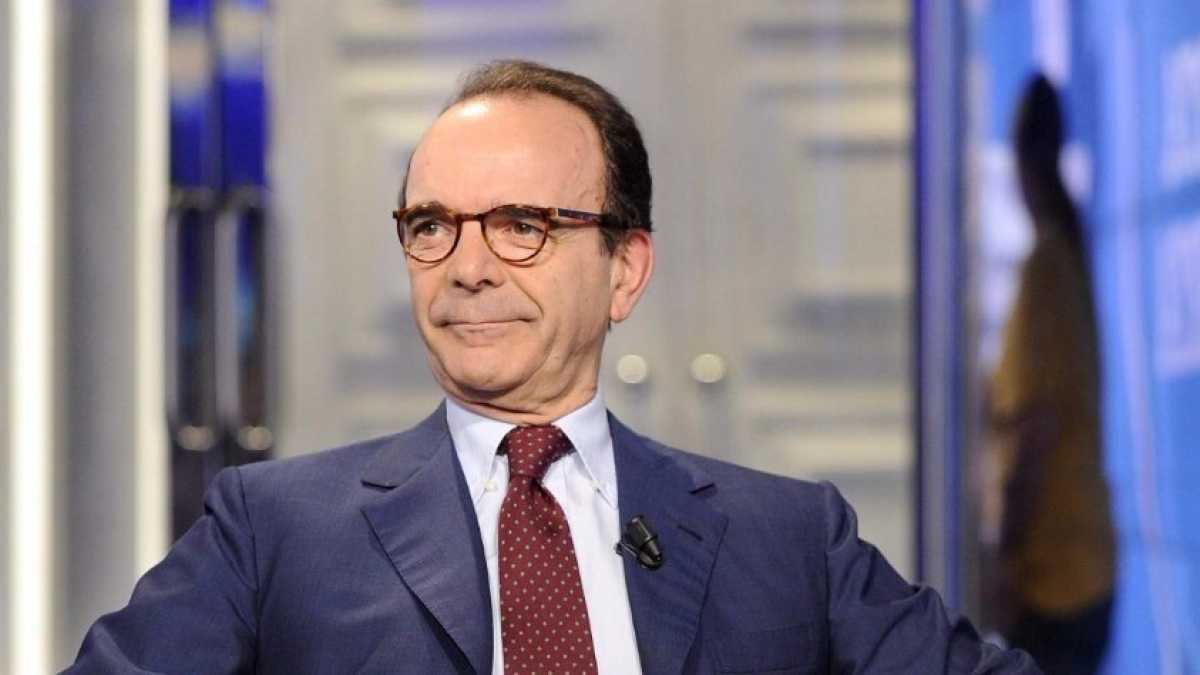 Immagine di A Parisi ora converrebbe sostenere la destra che dice Sì. Lettere al direttore