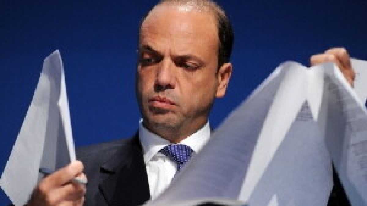 Immagine di Basta mattane, il Pdl “non cazzone” pensa al 2013 grancoalizionista