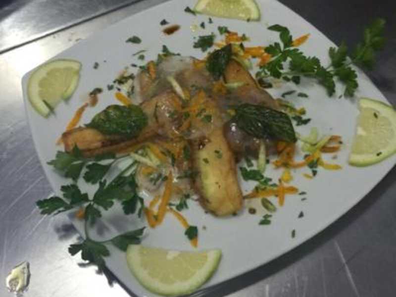 Marinata o in padella. Perché sempre più persone hanno iniziato a mangiare le meduse