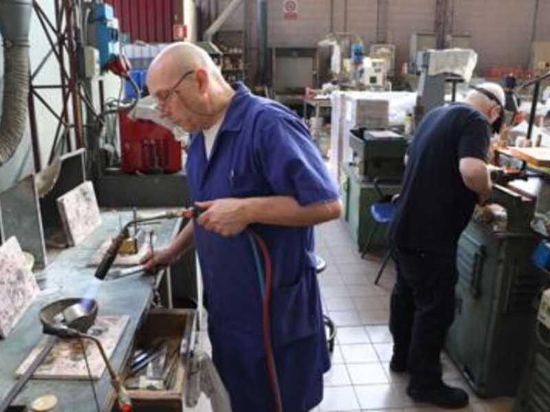 Istat: a giugno produzione industriale -0,4 per cento rispetto a maggio