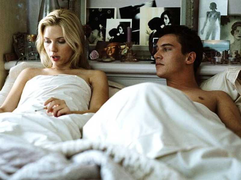 Una scena di Match Point, film del 2005 scritto e diretto da Woody Allen