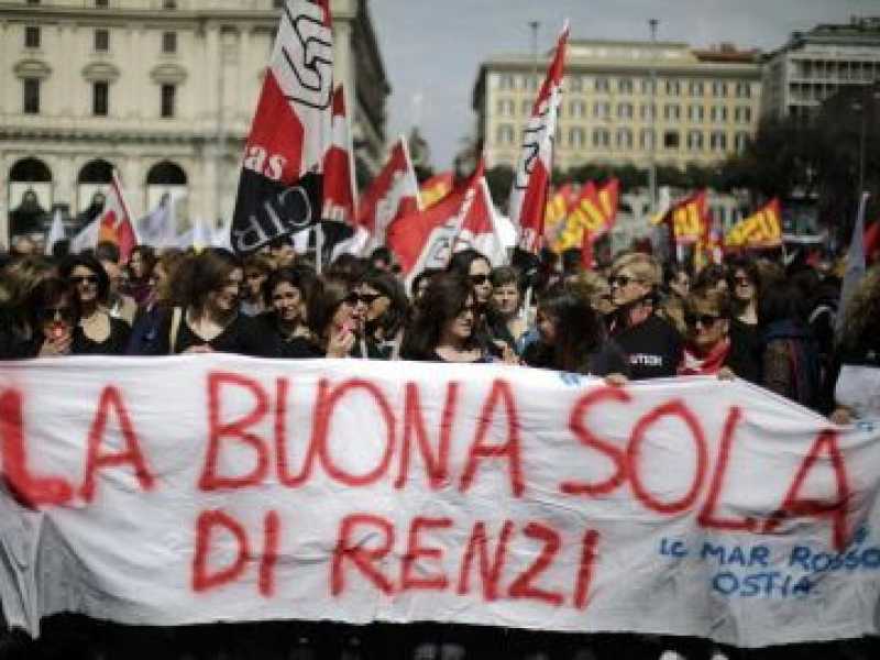 Proteste contro la riforma scolastica (foto LaPresse)