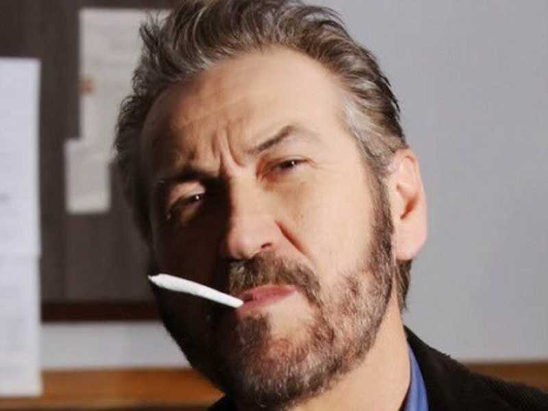 Rocco Schiavone, protagonista della fiction di Rai 2